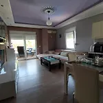 Mia's Sea View