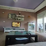 Mia's Sea View Διαμέρισμα