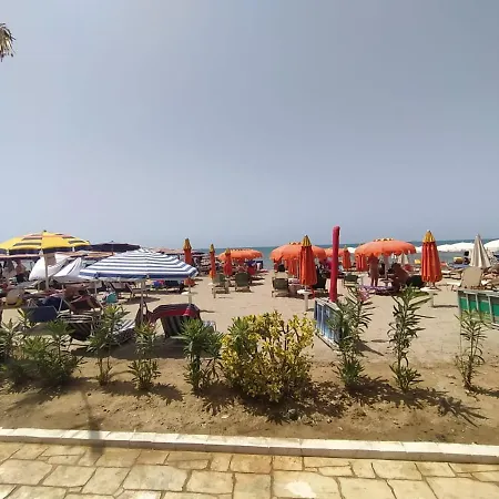 Apartament Mia's Sea View *
