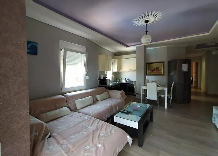 Mia's Sea View Appartement *