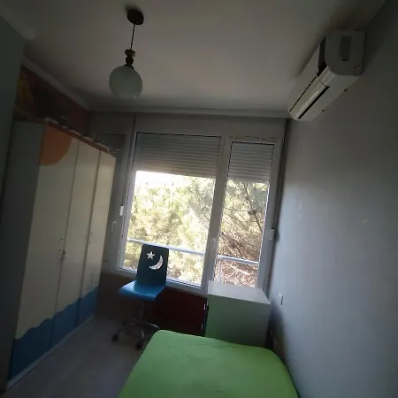 Mia's Sea View Golem (Tirana)